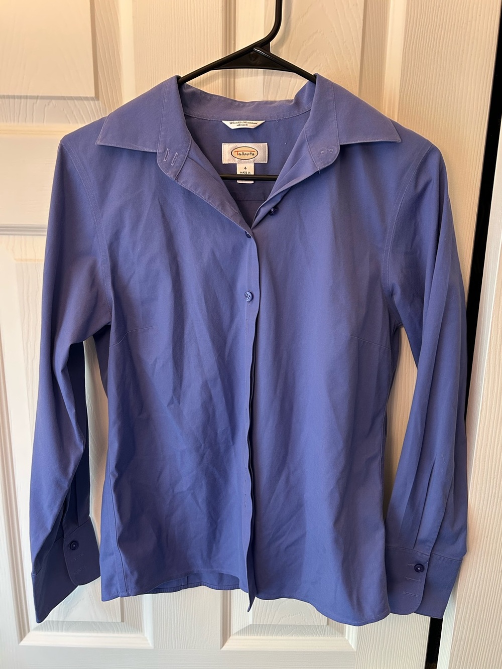 Talbots Wrinkle Resistant Stretch Vintage Collared Button Up